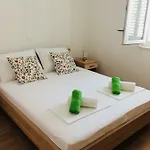 Kronjac דירה מילנה